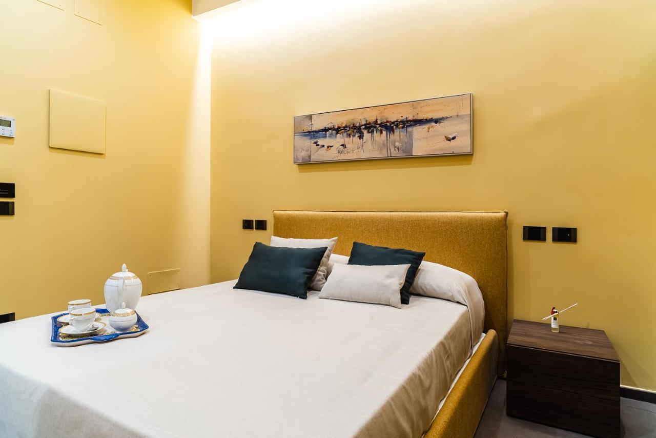 卡斯特拉巴特De Gulia Charme And Relax住宿加早餐旅馆 外观 照片